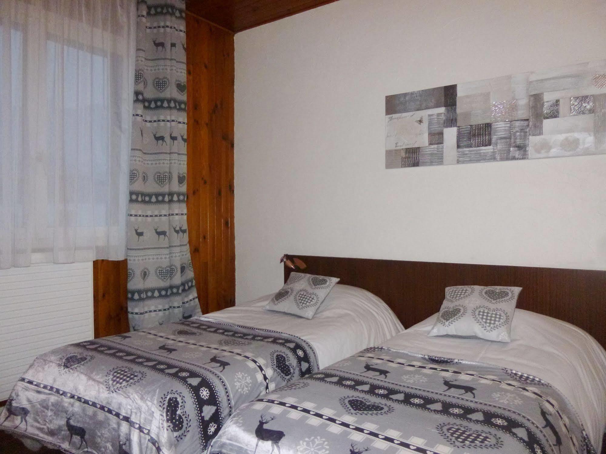 Auberge de Costaroche Albertville Exterior foto